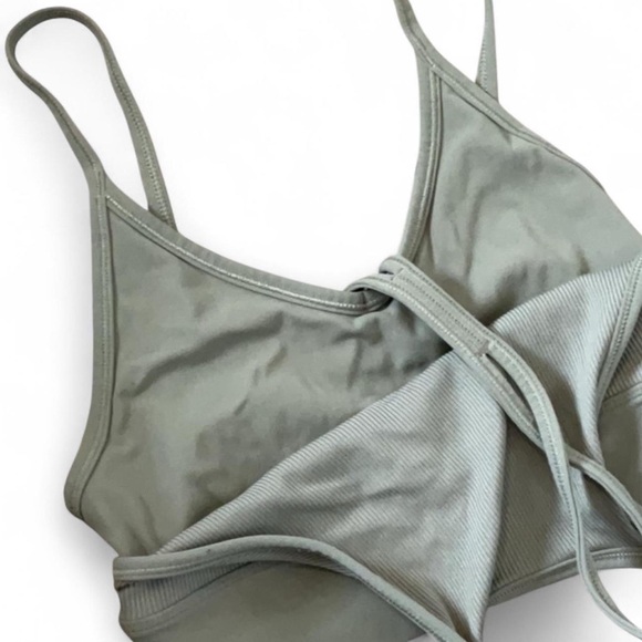 Nike Green Sports Bra Racerback Intimates - Picture 4 of 4